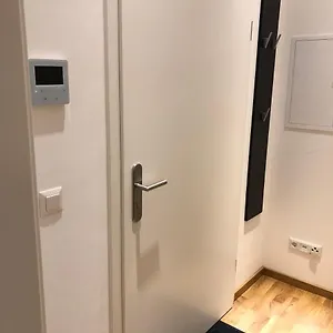 Exquvisit One Apartment